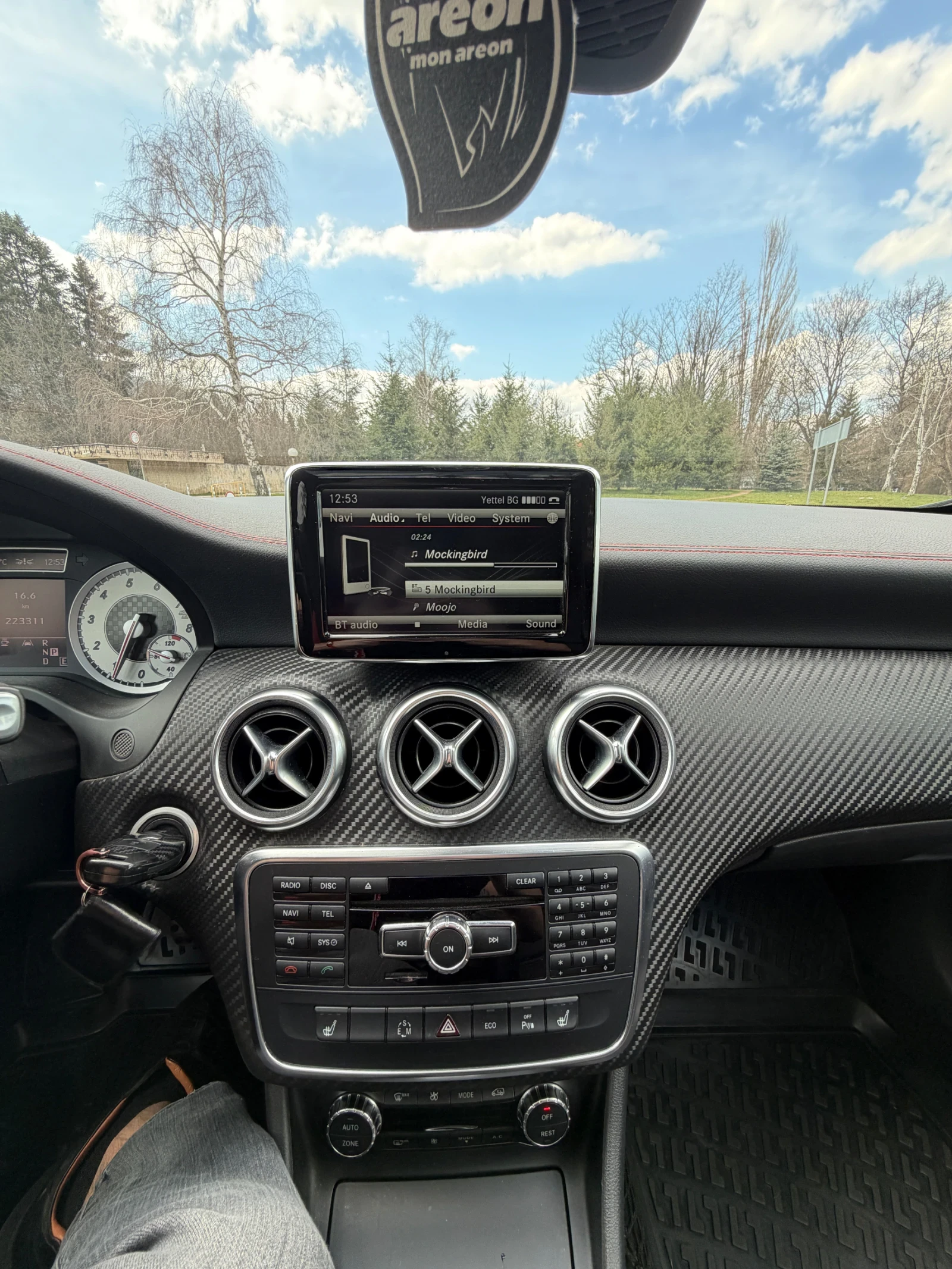 Mercedes-Benz A 250, снимка 12 - Автомобили и джипове - 54012291