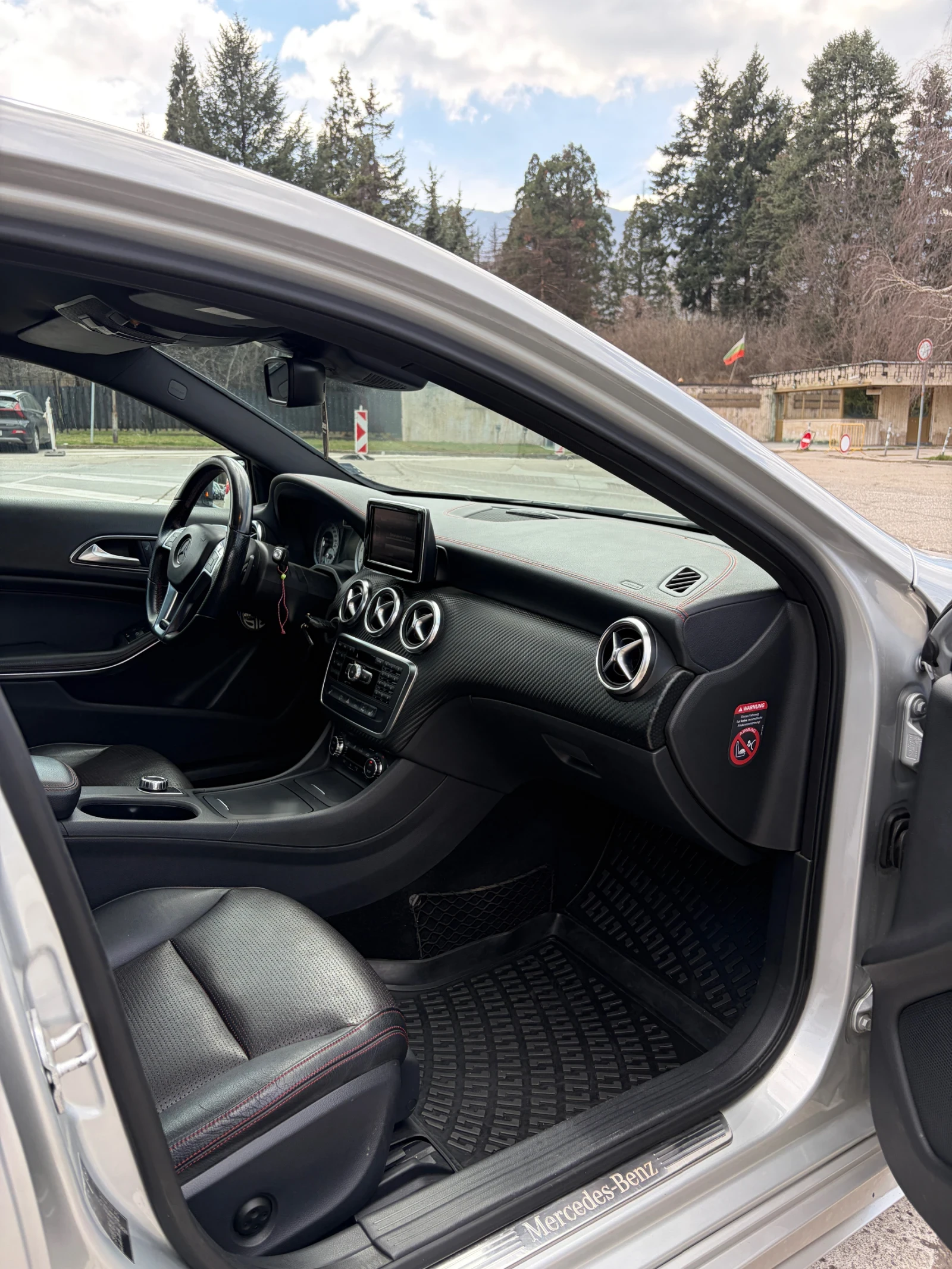 Mercedes-Benz A 250, снимка 9 - Автомобили и джипове - 54012291