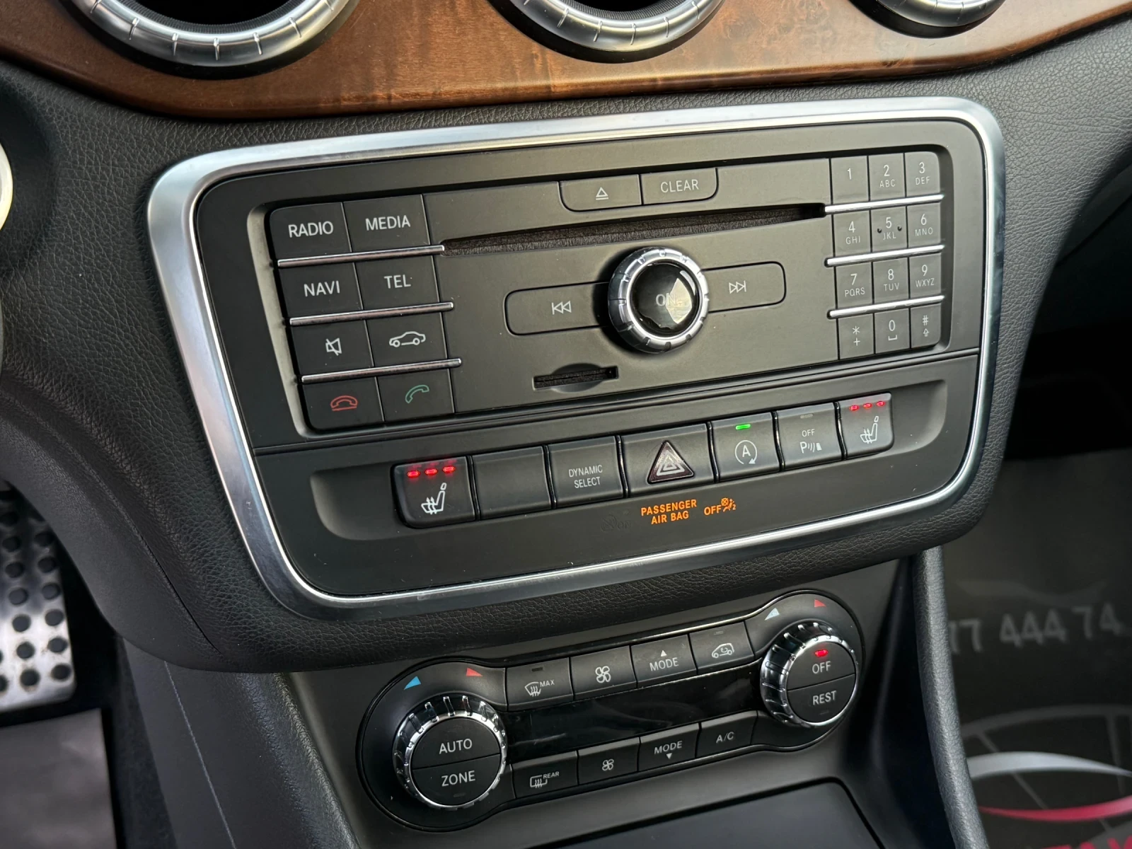 Mercedes-Benz CLA 220 D* 2017г* 189.000КМ* Сервизна История* Топ Състоян, снимка 16 - Автомобили и джипове - 54085322