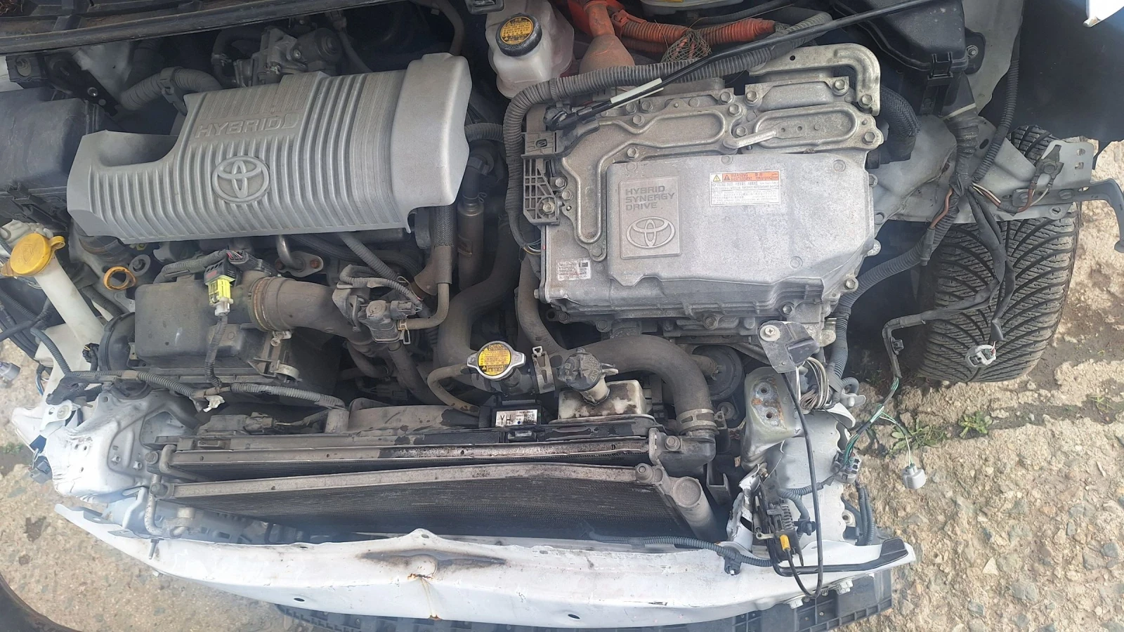 Toyota Yaris, снимка 5 - Автомобили и джипове - 54086607