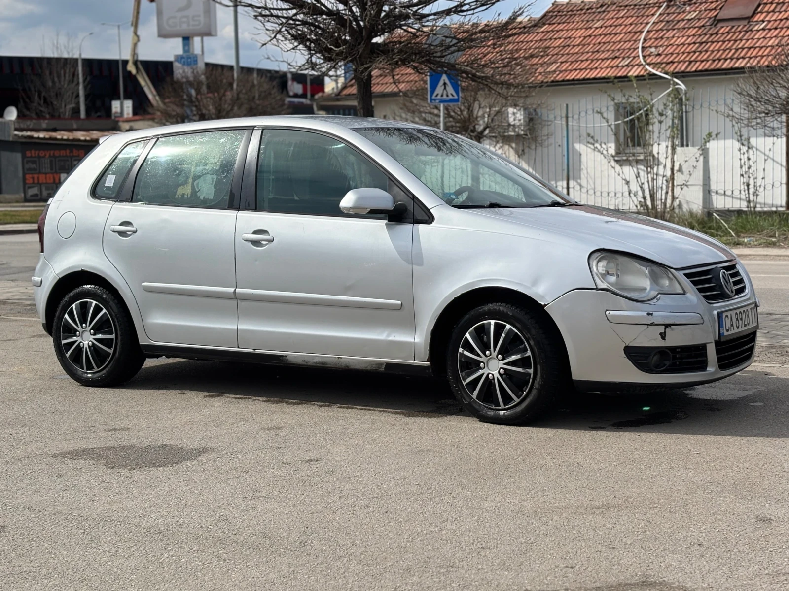 VW Polo 1.4 TDI Facelift перфектна !, снимка 4 - Автомобили и джипове - 54159166