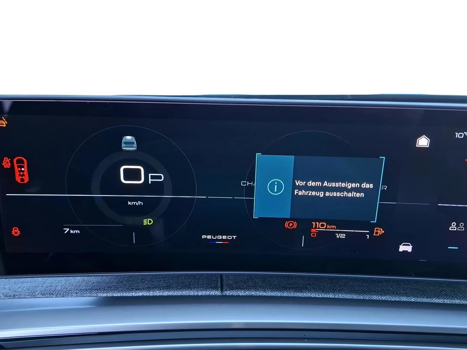 Peugeot 5008 НОВ!/1.2MHEV/145HP/GT-LINE/CAM/LED/NAVI/223q, снимка 7 - Автомобили и джипове - 54332885