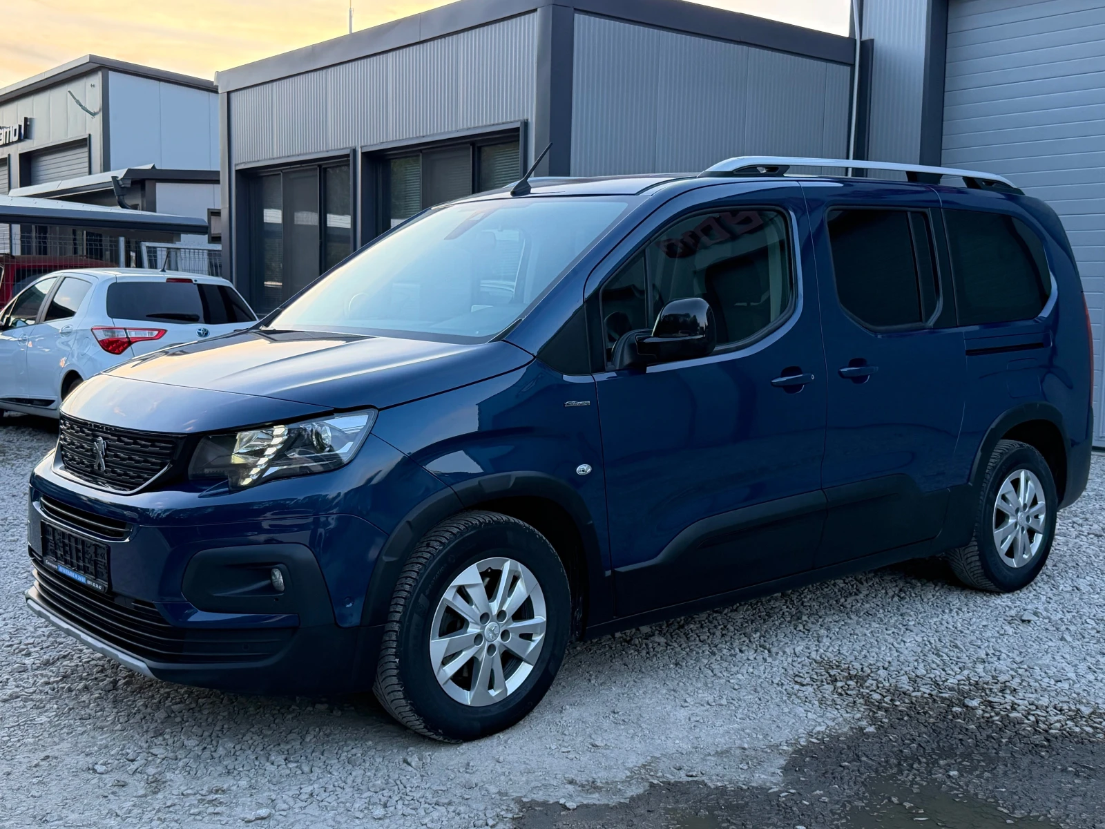 Peugeot Rifter 1.5HDI* GT-line* MAXI* LED* AVTOMAT* EA8