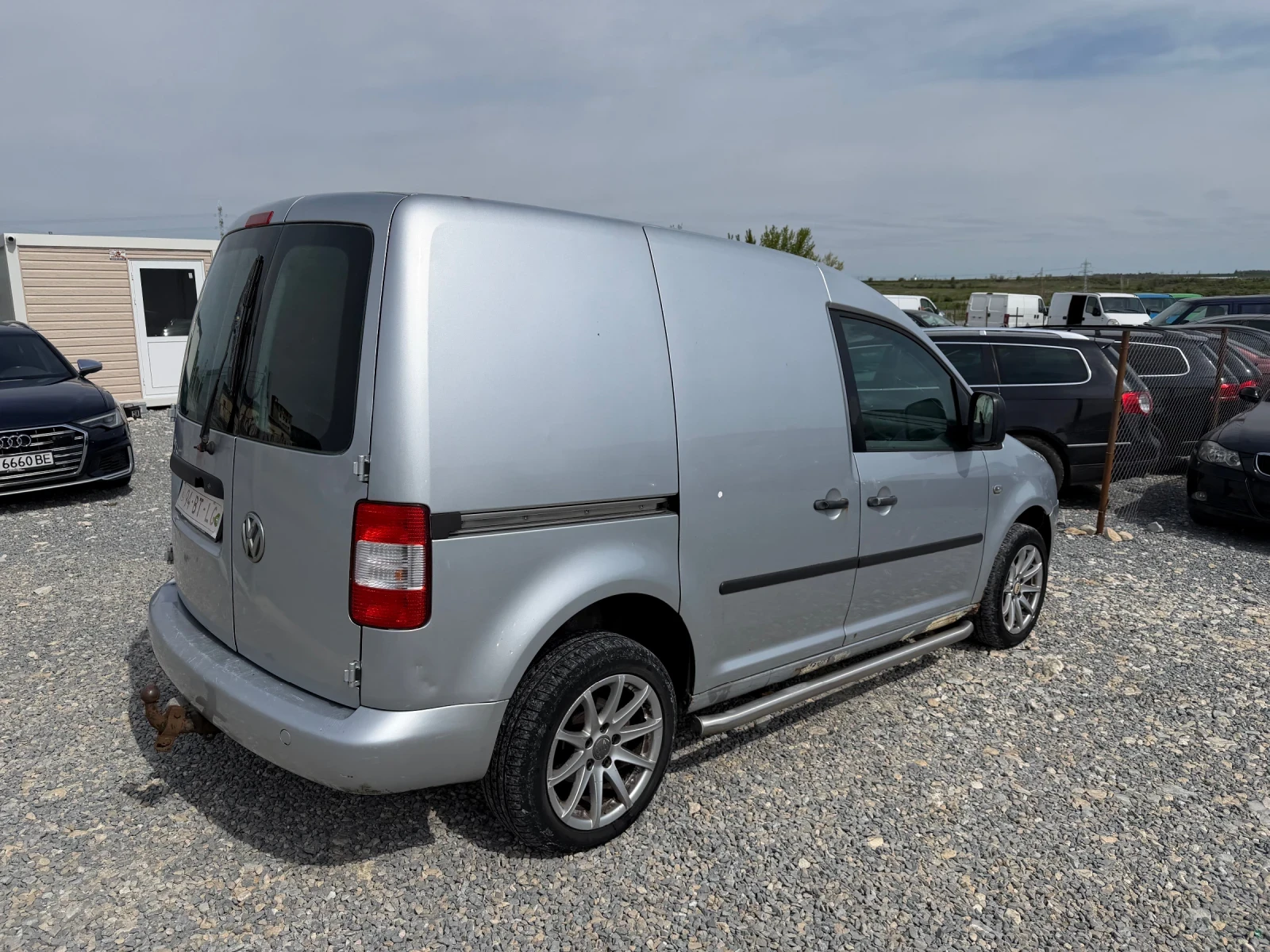 VW Caddy, снимка 6 - Автомобили и джипове - 54397122