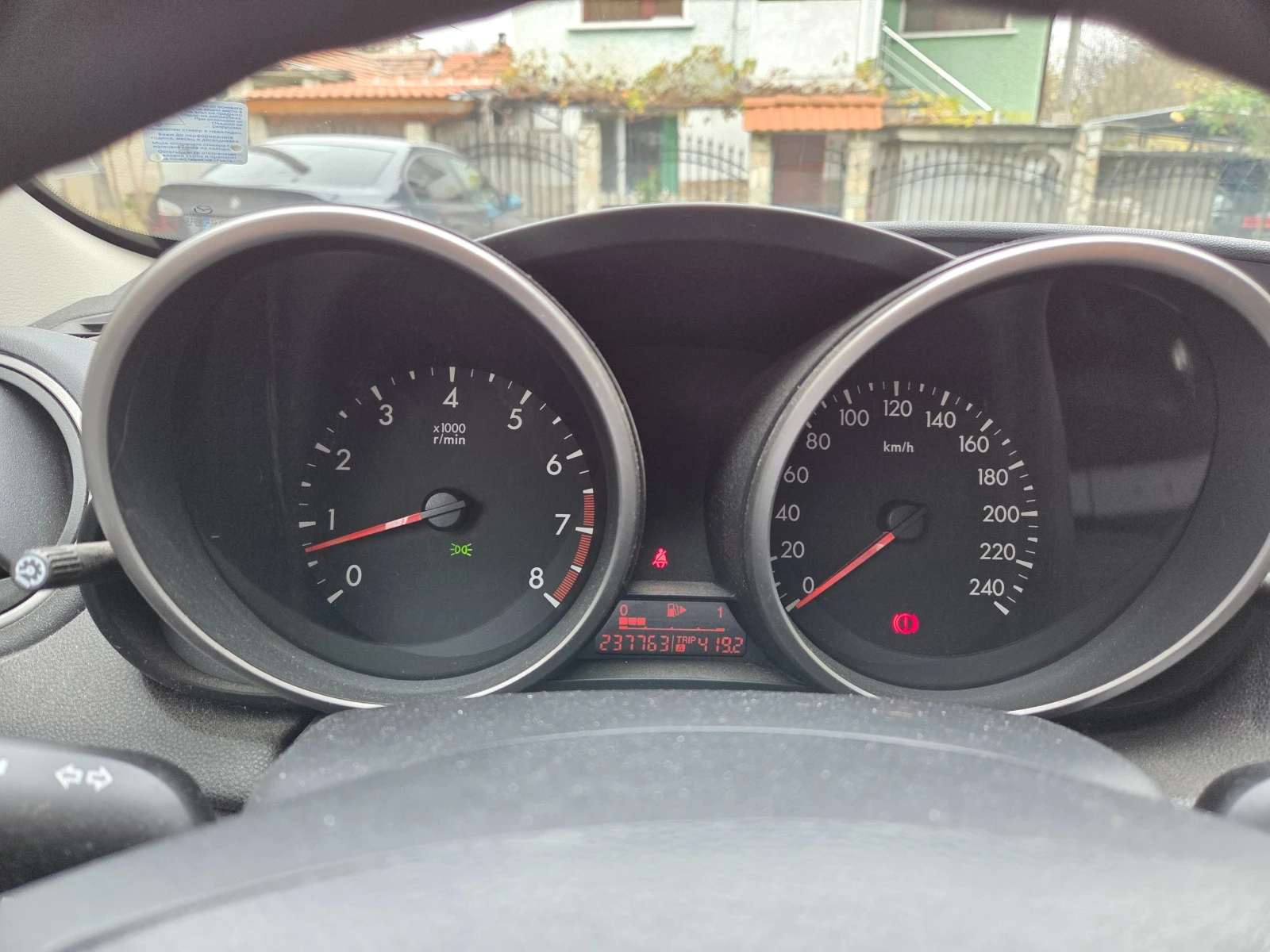Mazda 3 1.6 , снимка 10 - Автомобили и джипове - 54443984
