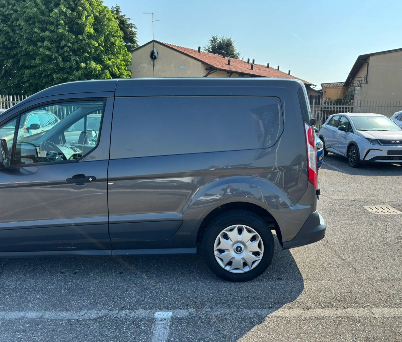 Ford Connect Евро6 150.000км , снимка 9 - Автомобили и джипове - 54528370
