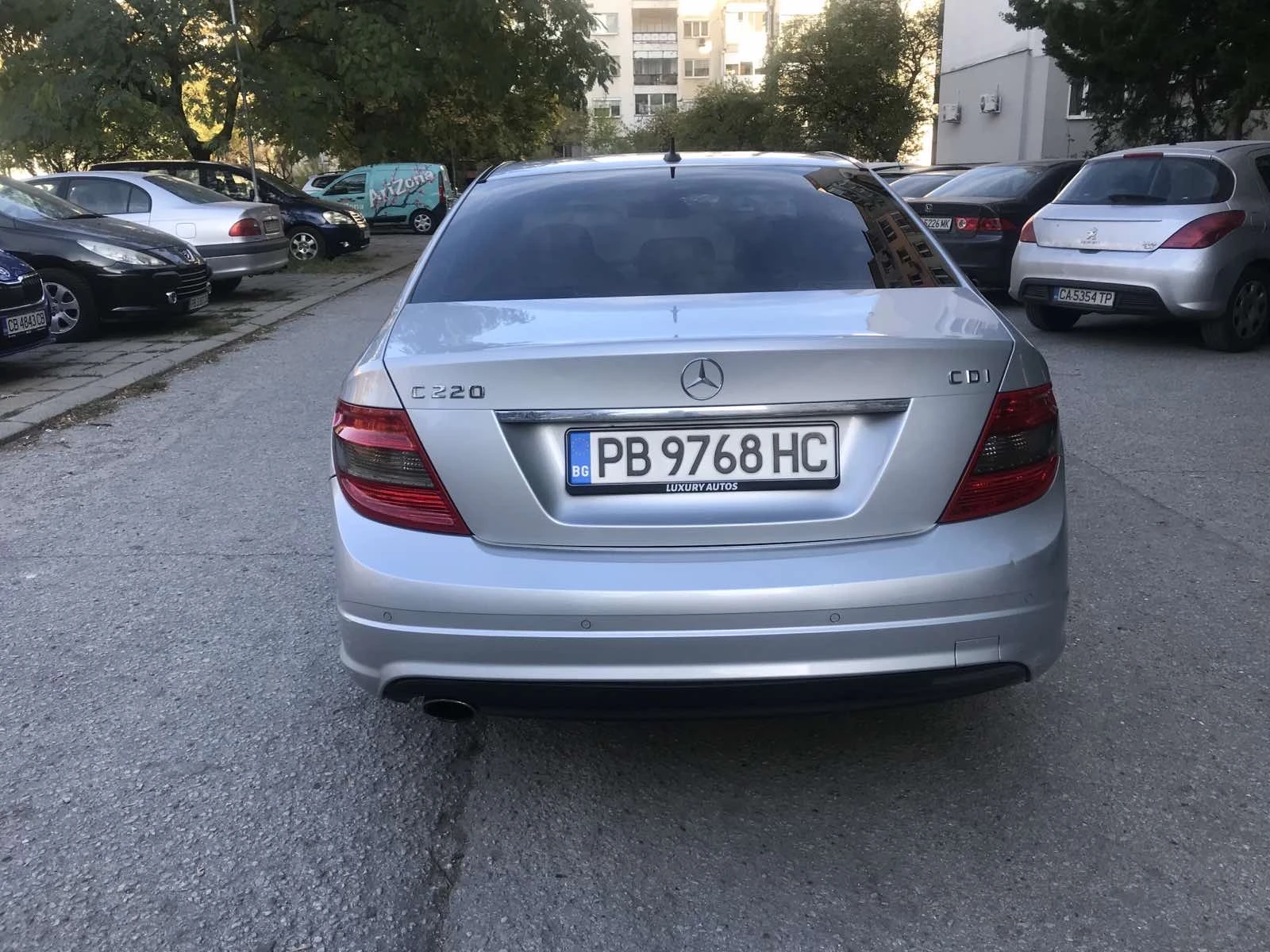Mercedes-Benz C 220 Cdi AMG Пакет  Avangarde ОМ646, снимка 4 - Автомобили и джипове - 54587058
