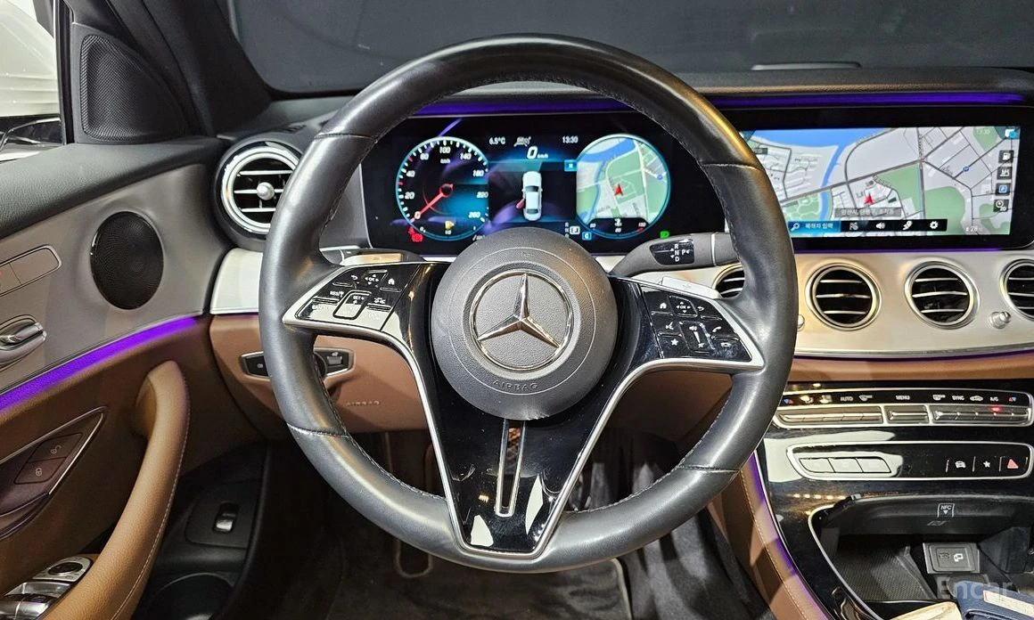 Mercedes-Benz E 250, снимка 13 - Автомобили и джипове - 54602156