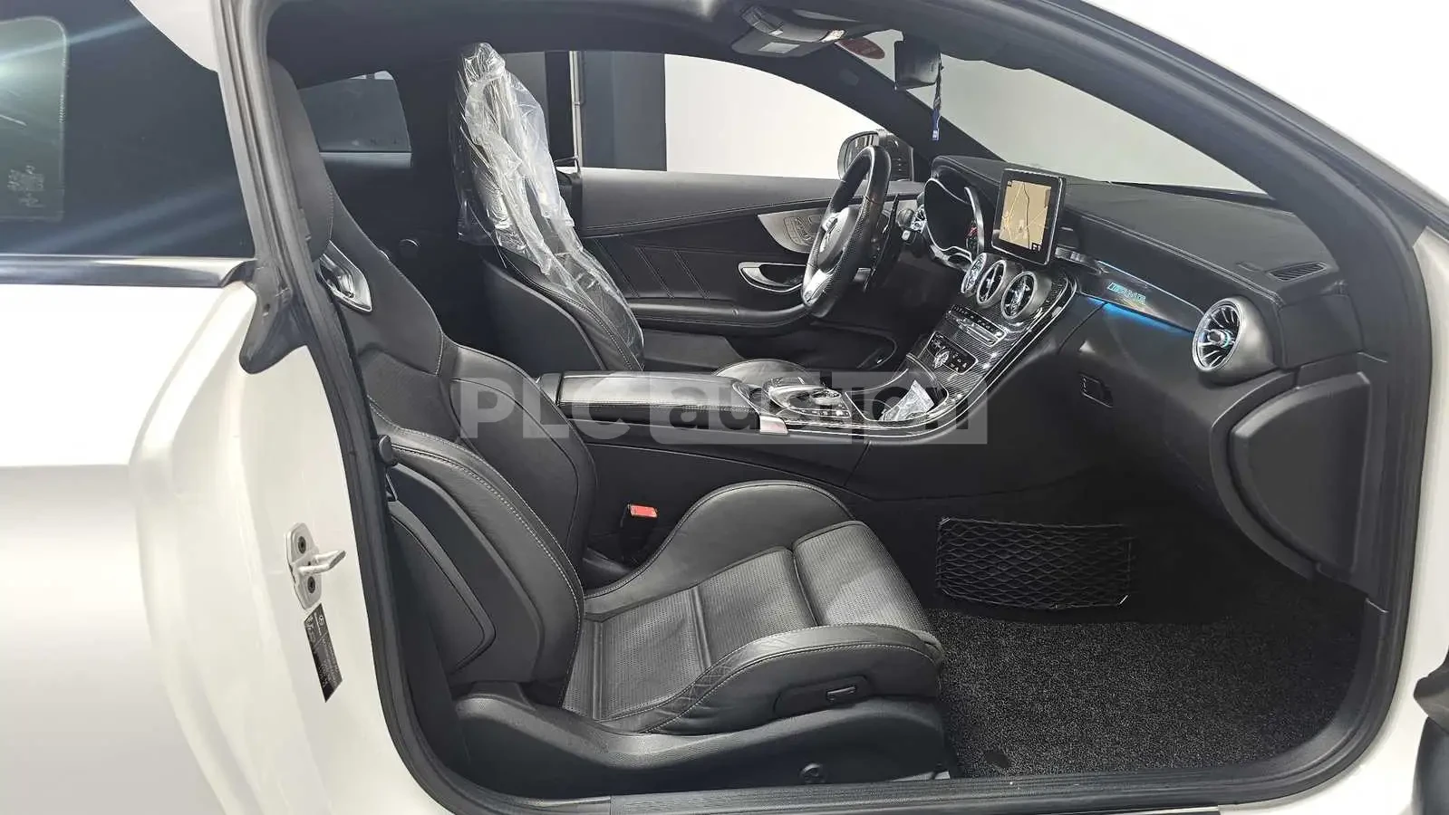 Mercedes-Benz C 63 AMG s | 360| BURMASTER| PANO| ВКЛ.ТЕХНОТЕСТ, снимка 9 - Автомобили и джипове - 54621617