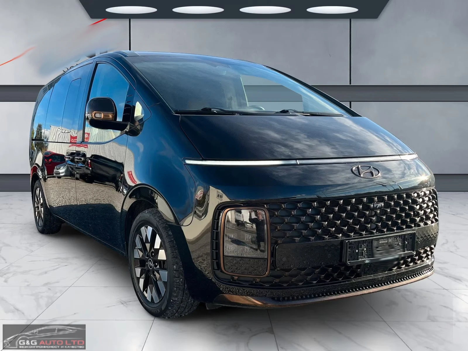 Hyundai Staria SIGNATURE/2.2/177HP/4WD/CAM/NAVI/KLESS/CPLAY/367q, снимка 3 - Автомобили и джипове - 54753469