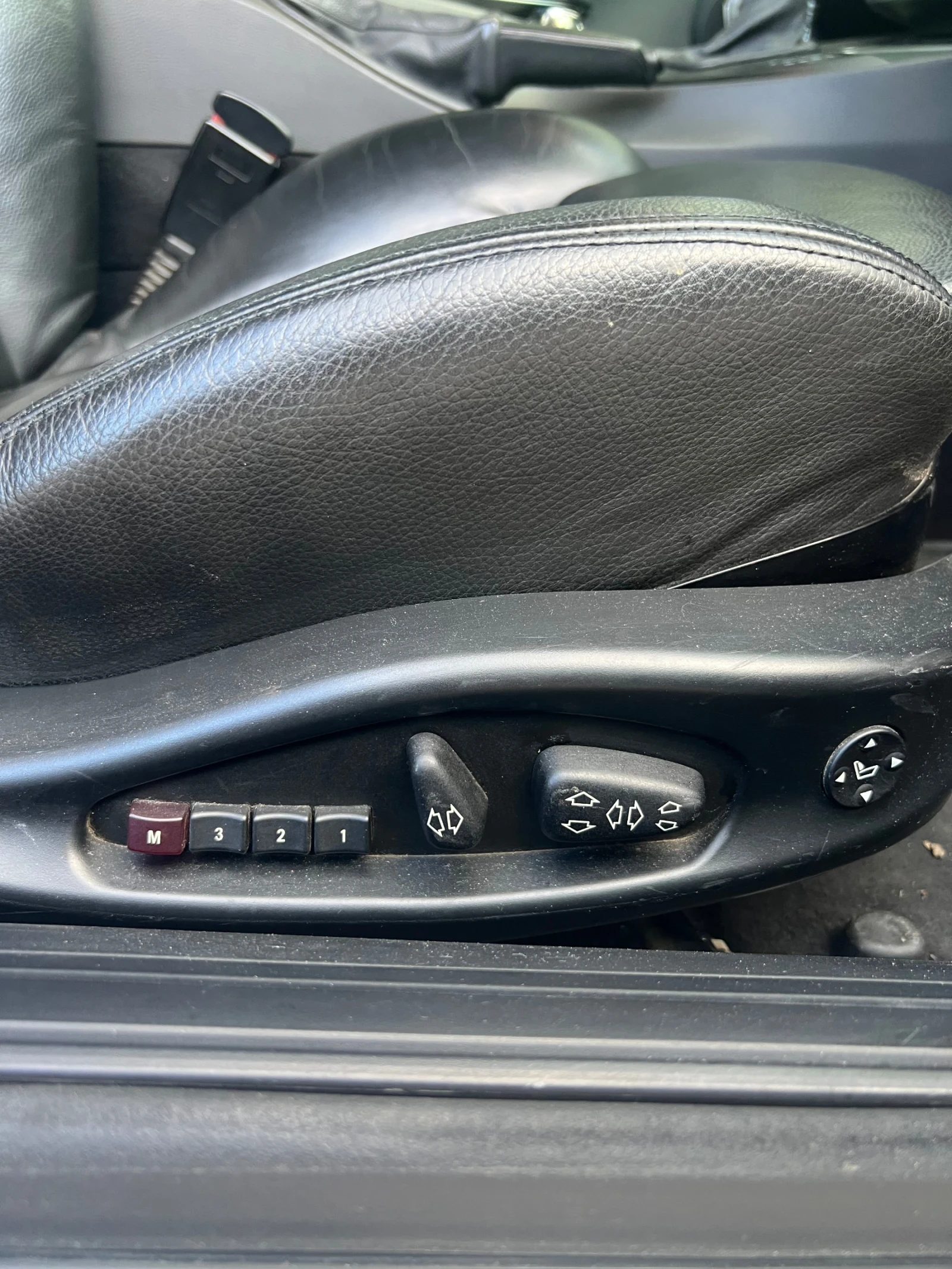 BMW 645 BMW E63 645, снимка 11 - Автомобили и джипове - 54789423