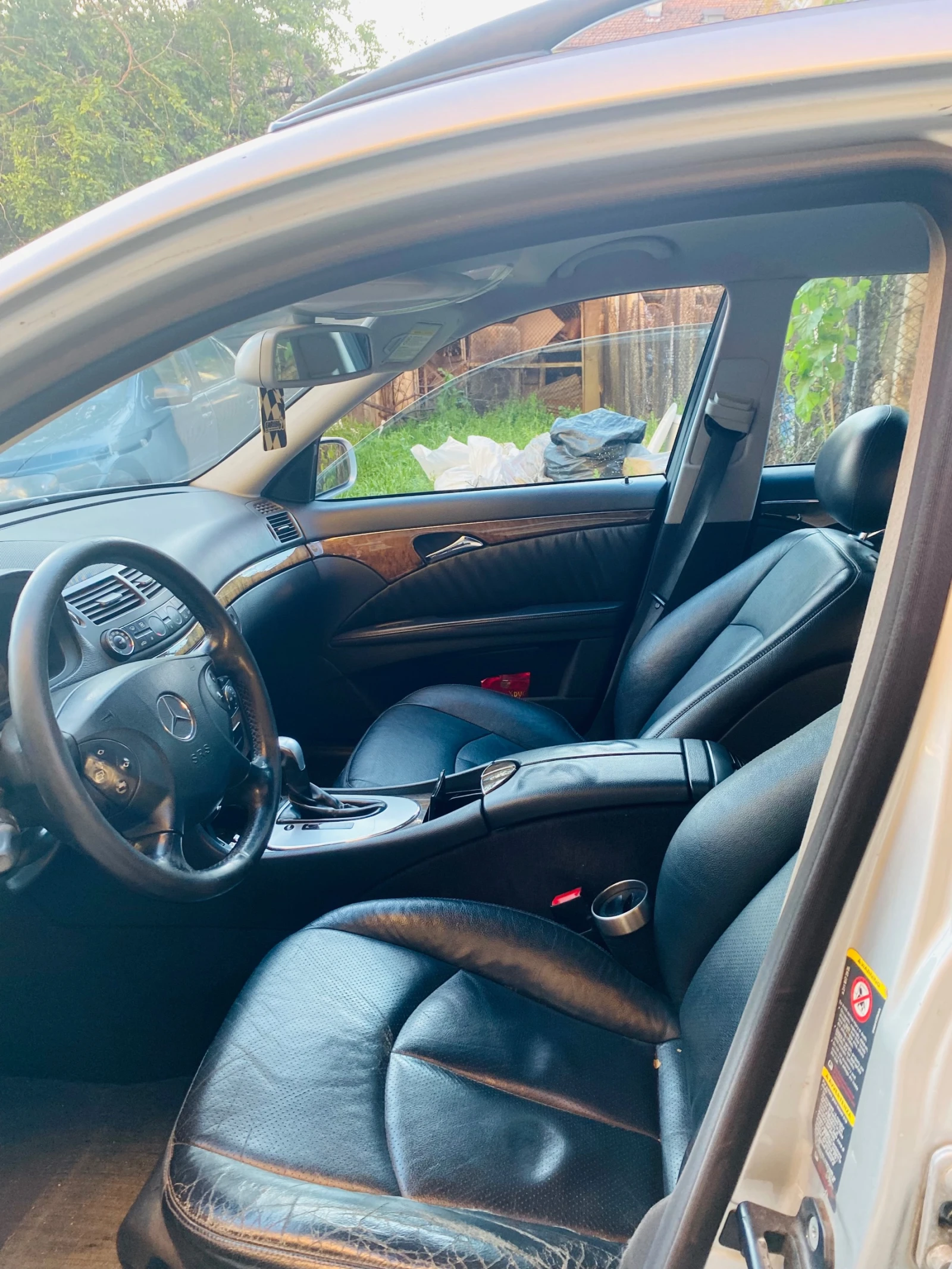 Mercedes-Benz E 280, снимка 4 - Автомобили и джипове - 54874732