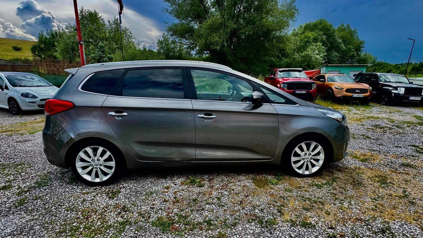 Kia Carens 1.7 CRDI LUXURY , снимка 7 - Автомобили и джипове - 55143708