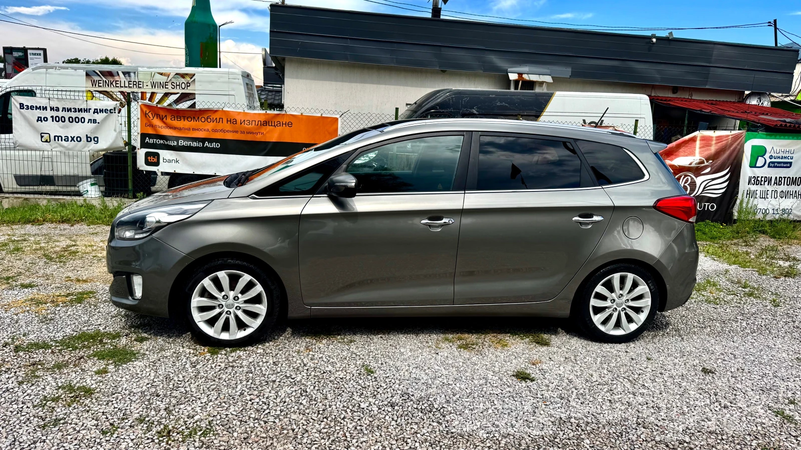 Kia Carens 1.7 CRDI LUXURY , снимка 8 - Автомобили и джипове - 55143708