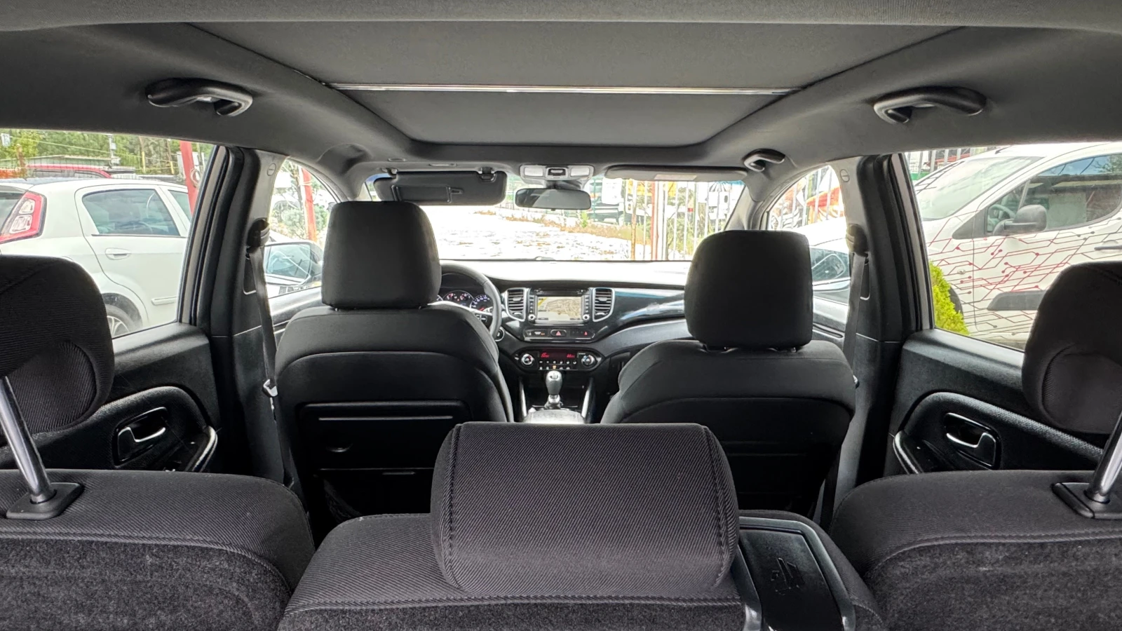 Kia Carens 1.7 CRDI LUXURY , снимка 12 - Автомобили и джипове - 55143708