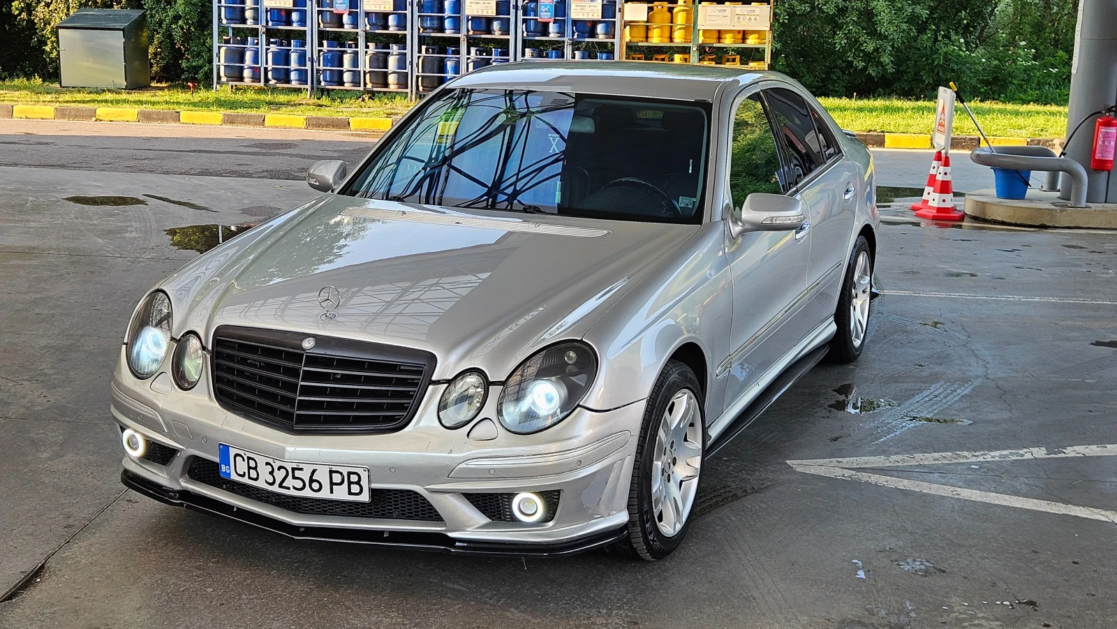 Mercedes-Benz E 320 3.2 GAZ/AVTOMAT/NAVIG/SPORT