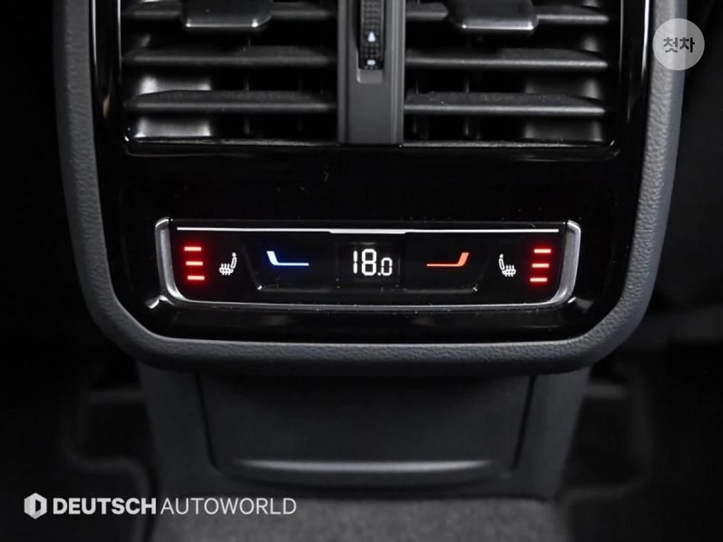 VW Arteon 2.0TDI PRESTIGE HEAD UP/PANORAMA/360CAM, снимка 16 - Автомобили и джипове - 55403140