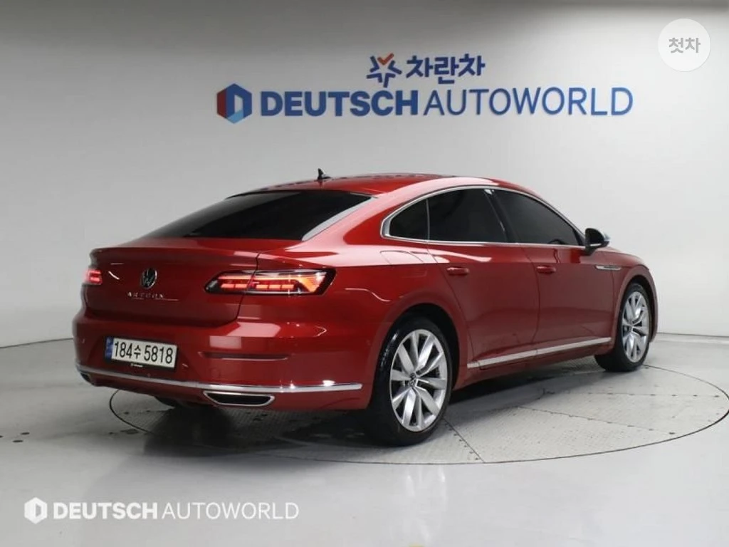 VW Arteon 2.0TDI PRESTIGE HEAD UP/PANORAMA/360CAM, снимка 2 - Автомобили и джипове - 55403140