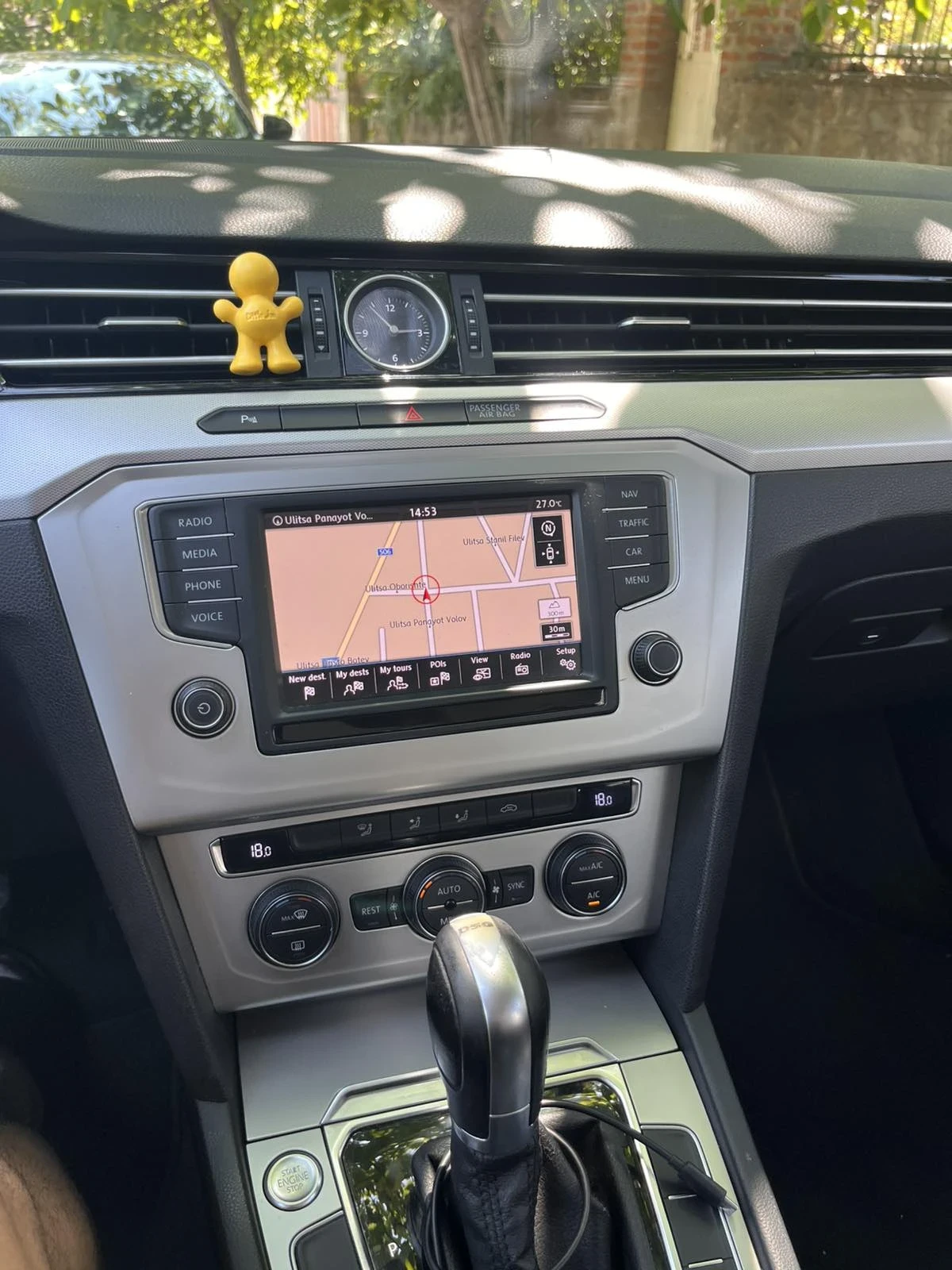 VW Passat 1.6 TDI 120 к.с, снимка 12 - Автомобили и джипове - 55587220