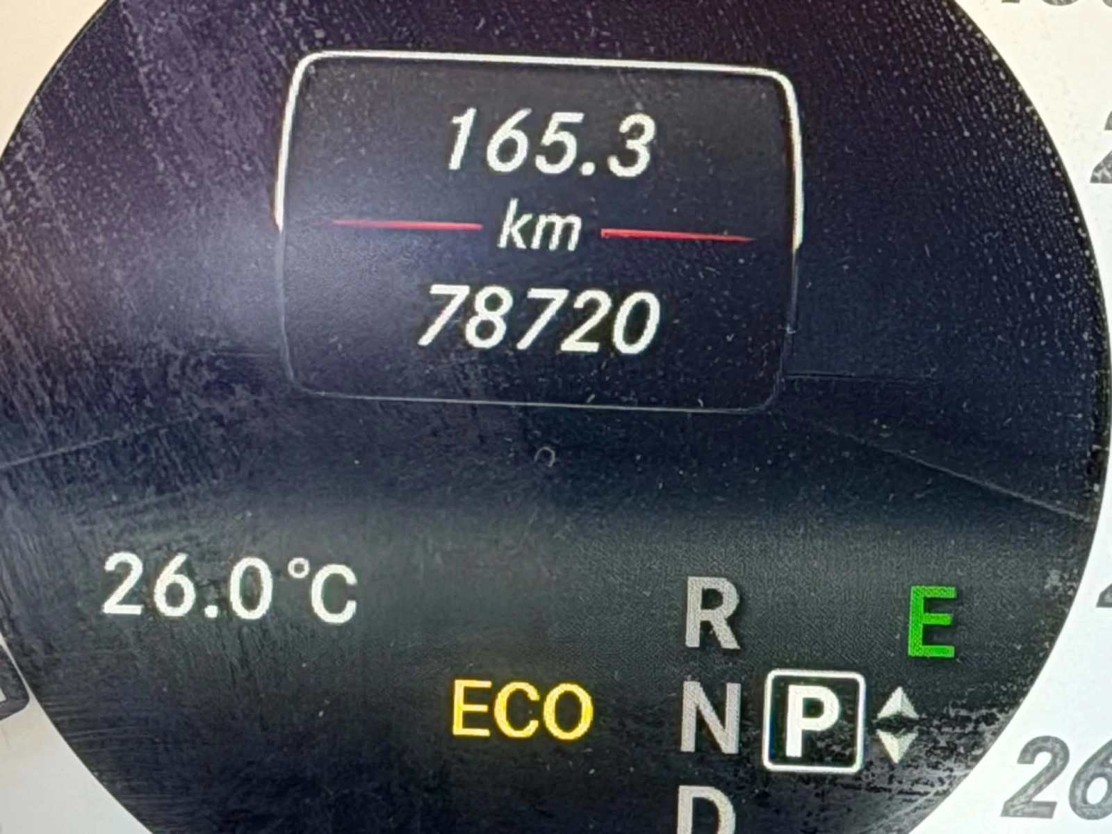 Mercedes-Benz E 220 AVANTGARDE, снимка 8 - Автомобили и джипове - 55676204