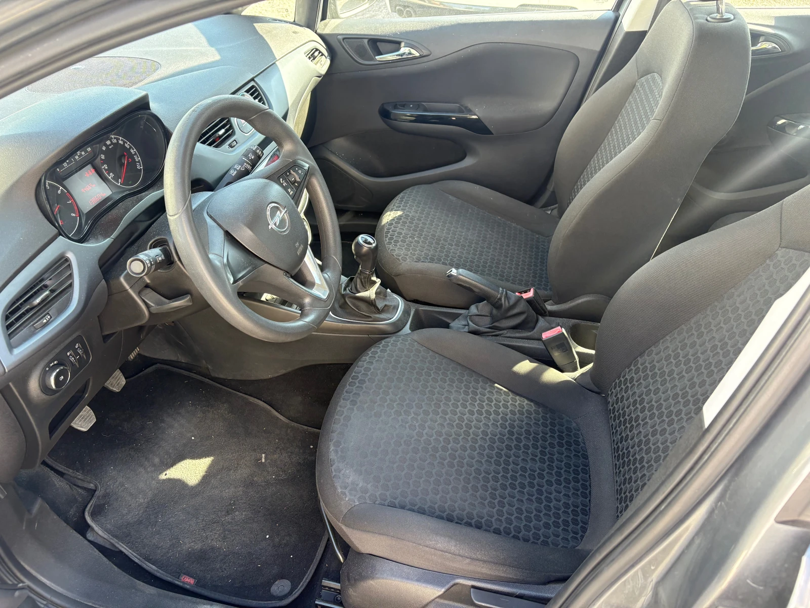 Opel Corsa 1.2i/138х.км., снимка 8 - Автомобили и джипове - 55948040