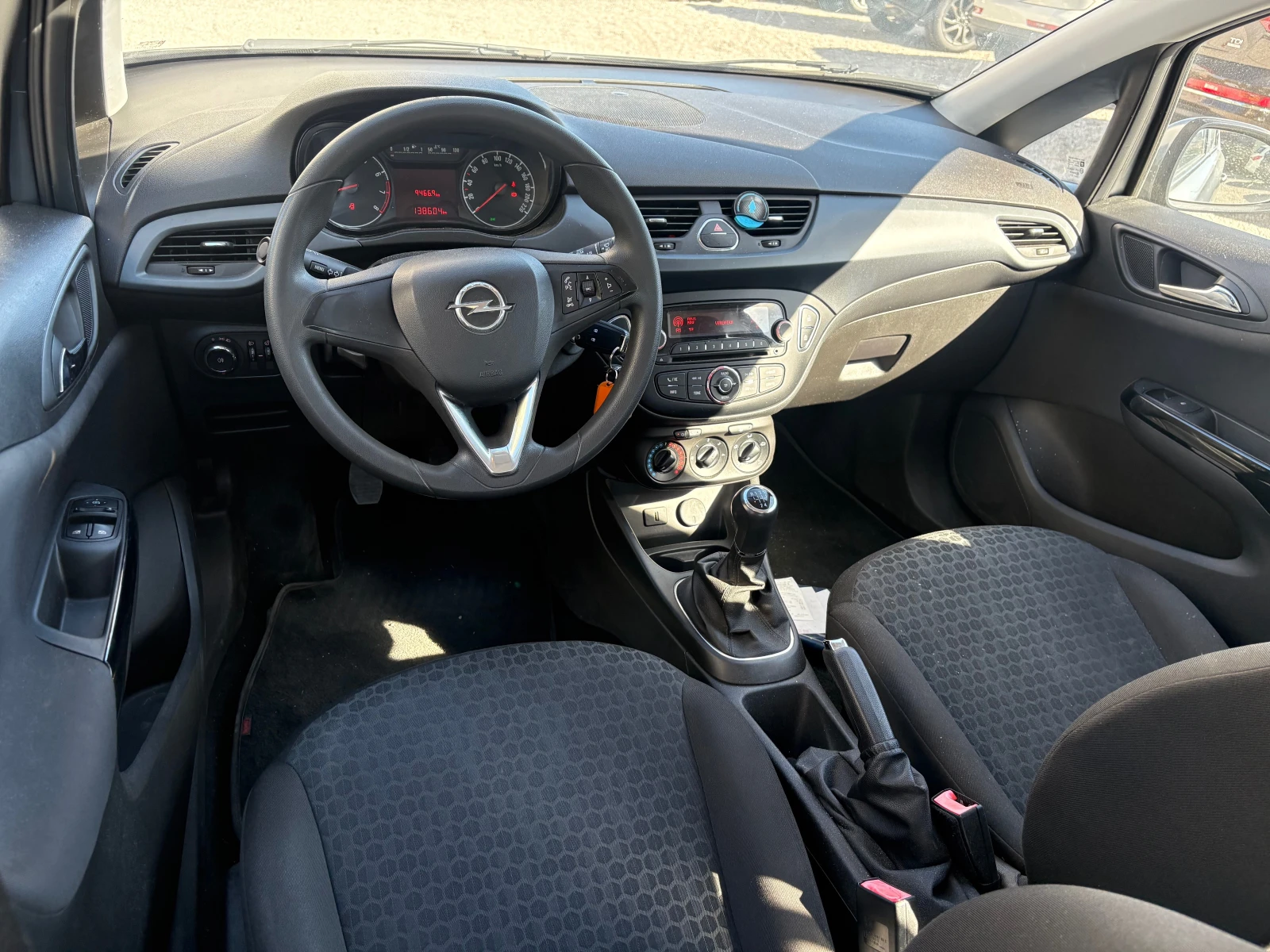 Opel Corsa 1.2i/138х.км., снимка 9 - Автомобили и джипове - 55948040