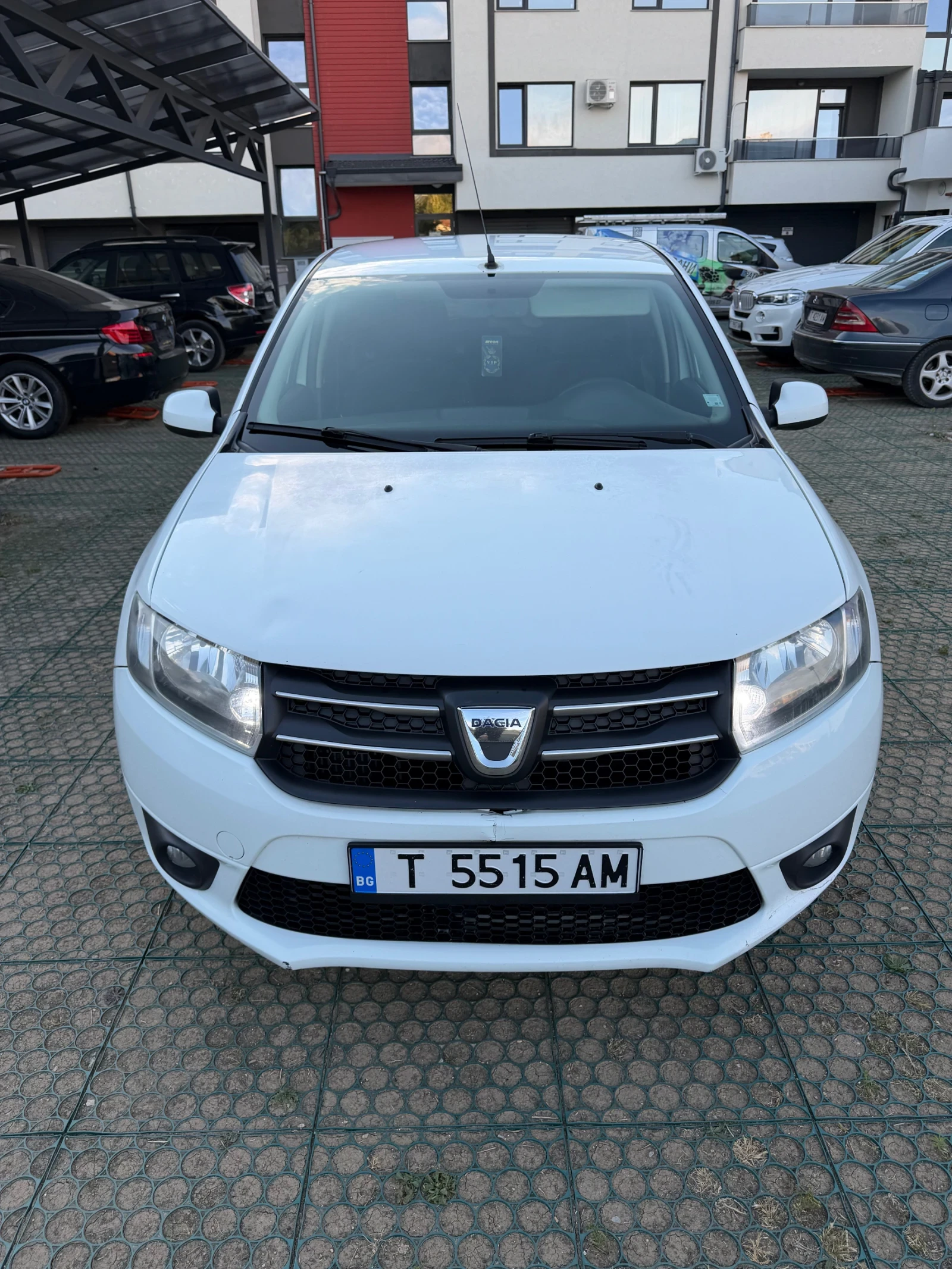 Dacia Sandero 1.5DCI, снимка 2 - Автомобили и джипове - 56633903