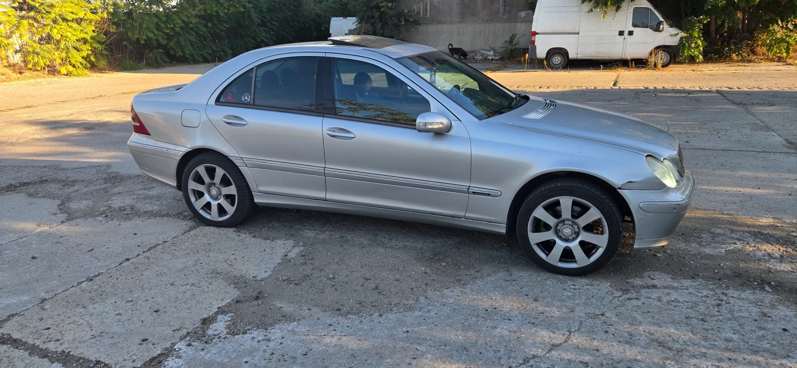 Mercedes-Benz C 270