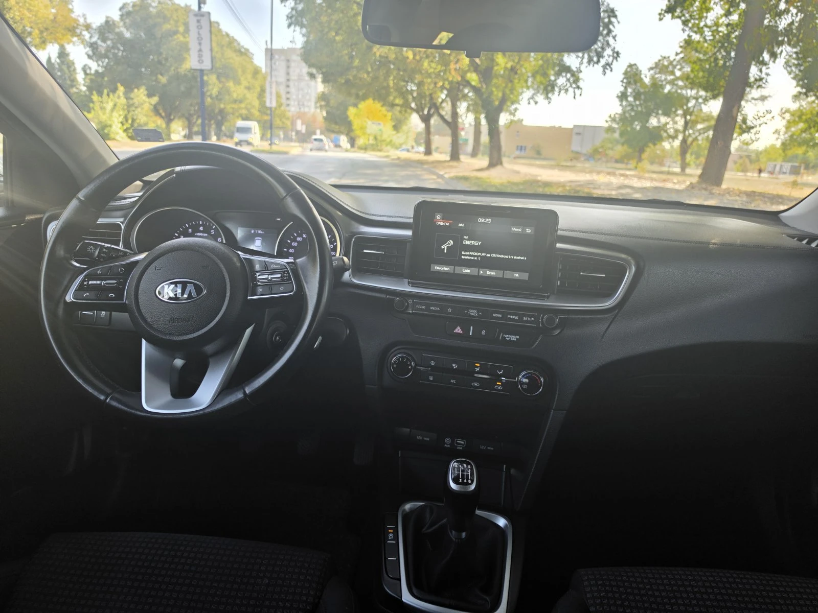 Kia Ceed 1.4 mpi, снимка 13 - Автомобили и джипове - 56434819