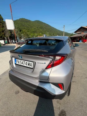Toyota C-HR 1.8 hibrid топ състояние, снимка 5