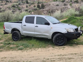 Toyota Hilux - 12399 € / 24250.34 лв. - 26550236 12