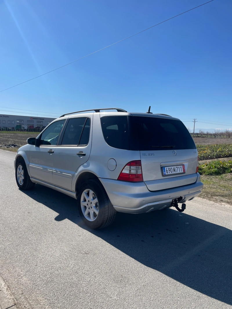 Mercedes-Benz ML 270, снимка 3 - Автомобили и джипове - 49414648