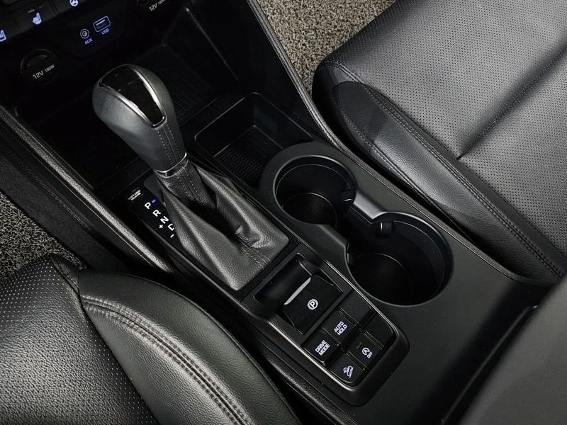 Hyundai Tucson 1.6T* AWD* PREMIUM, снимка 10 - Автомобили и джипове - 54664466
