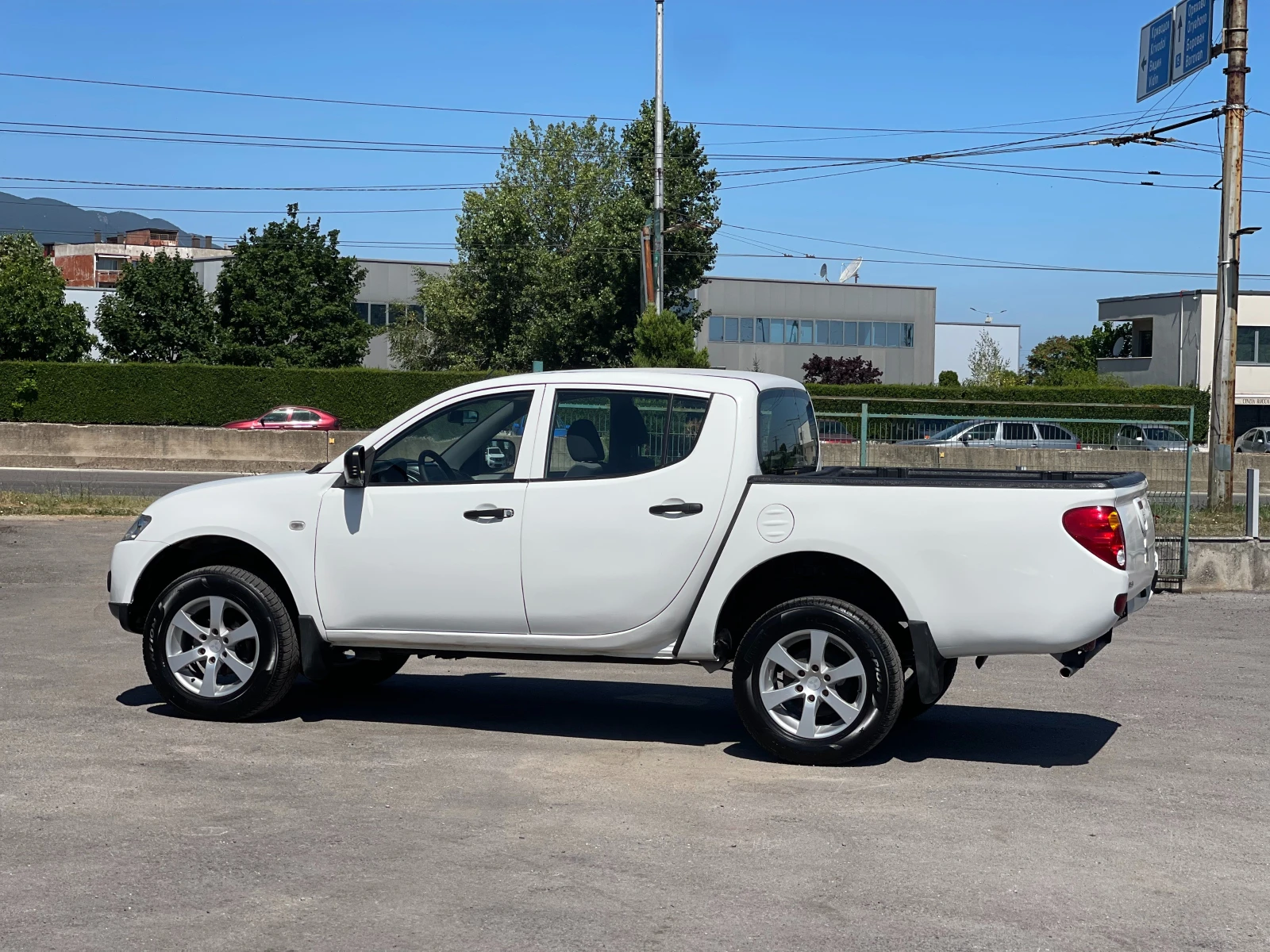 Mitsubishi L200 2.5Di-D 4x4 Facelift - изображение 3