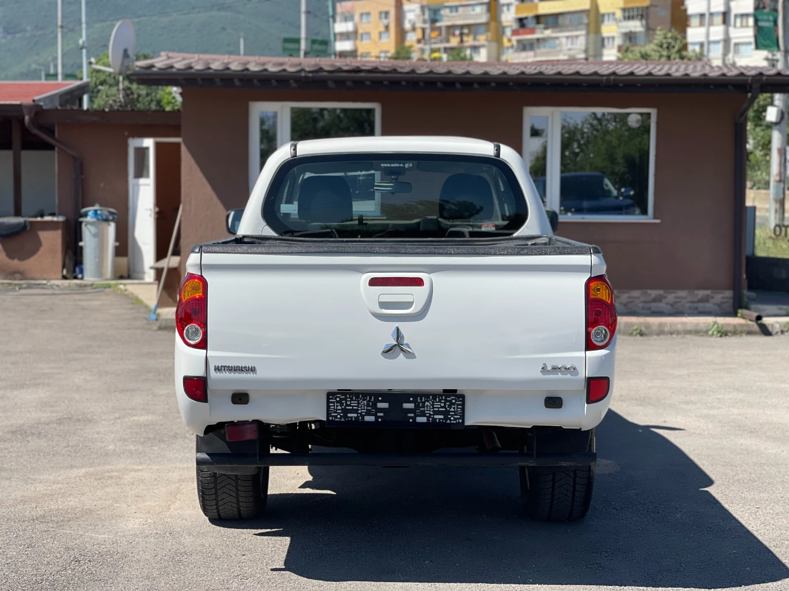 Mitsubishi L200 2.5Di-D 4x4 Facelift - изображение 5