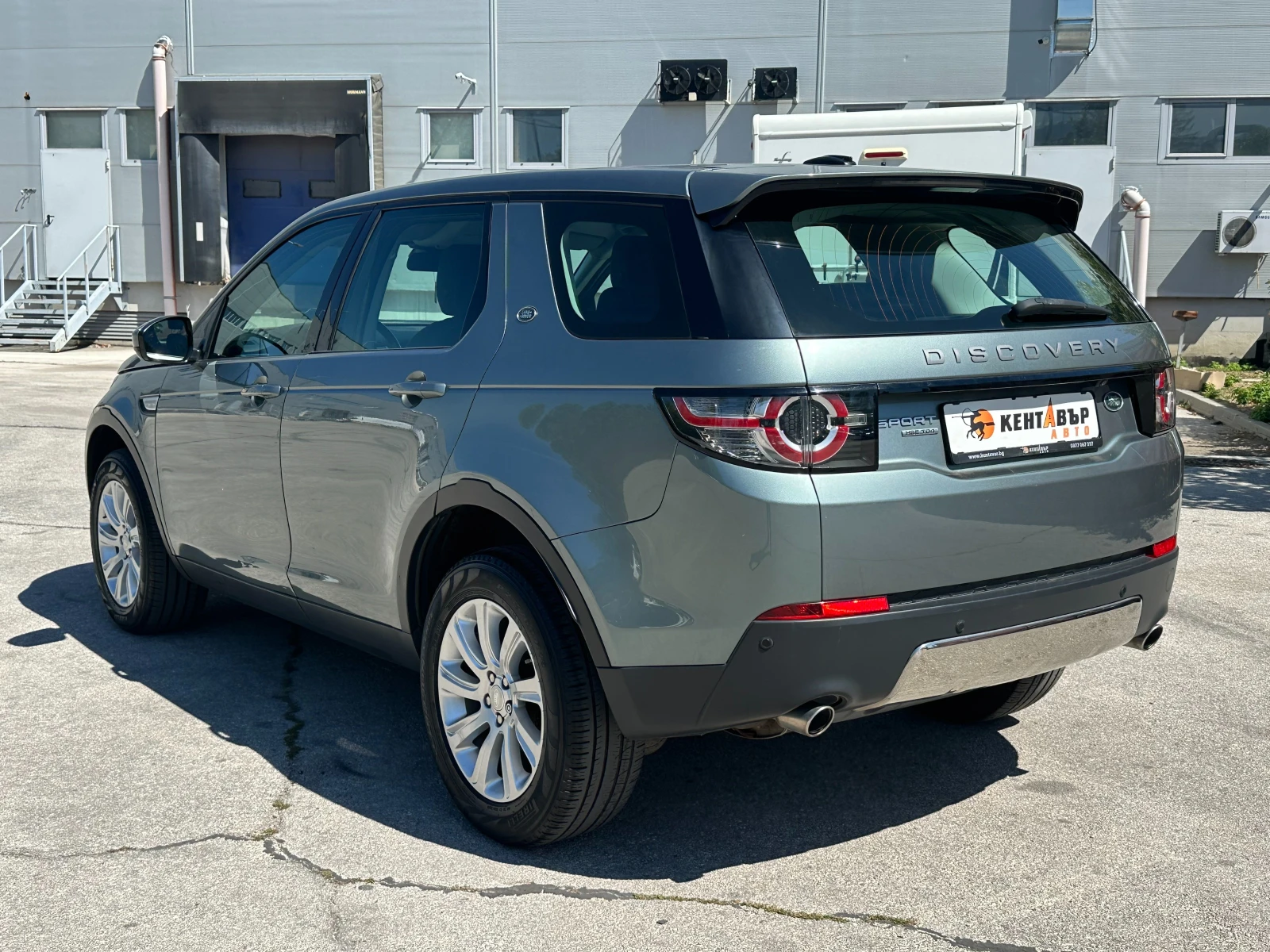 Land Rover Discovery Sport 2.2d 150 к.с. - изображение 3
