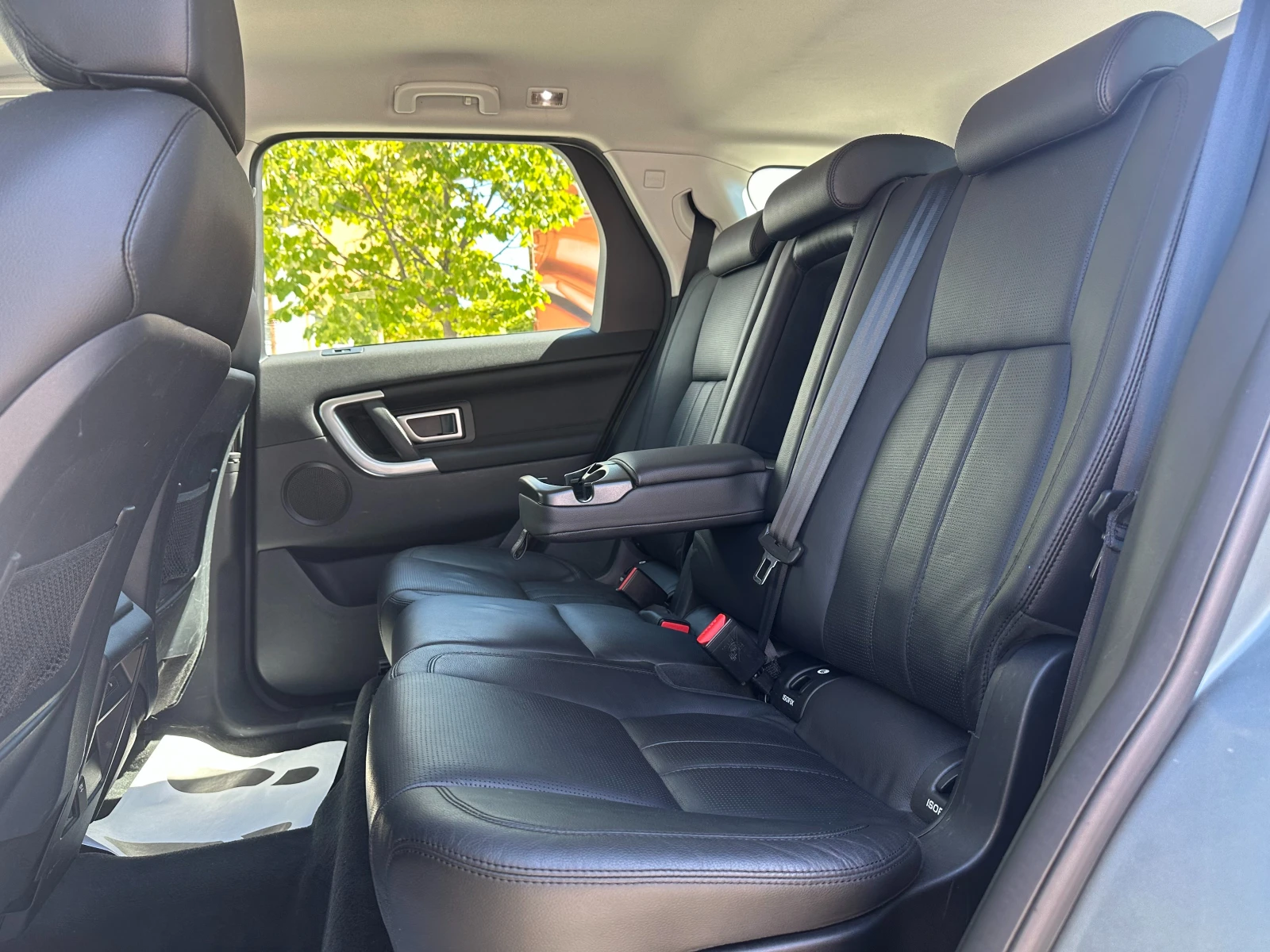 Land Rover Discovery Sport 2.2d 150 к.с. - изображение 9