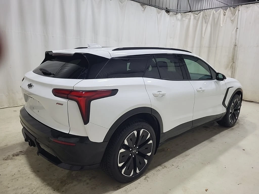 Chevrolet Blazer * RWD RS * CARFAX * БЕЗ ПЪРВОНАЧАЛНА ВНОСКА - изображение 3