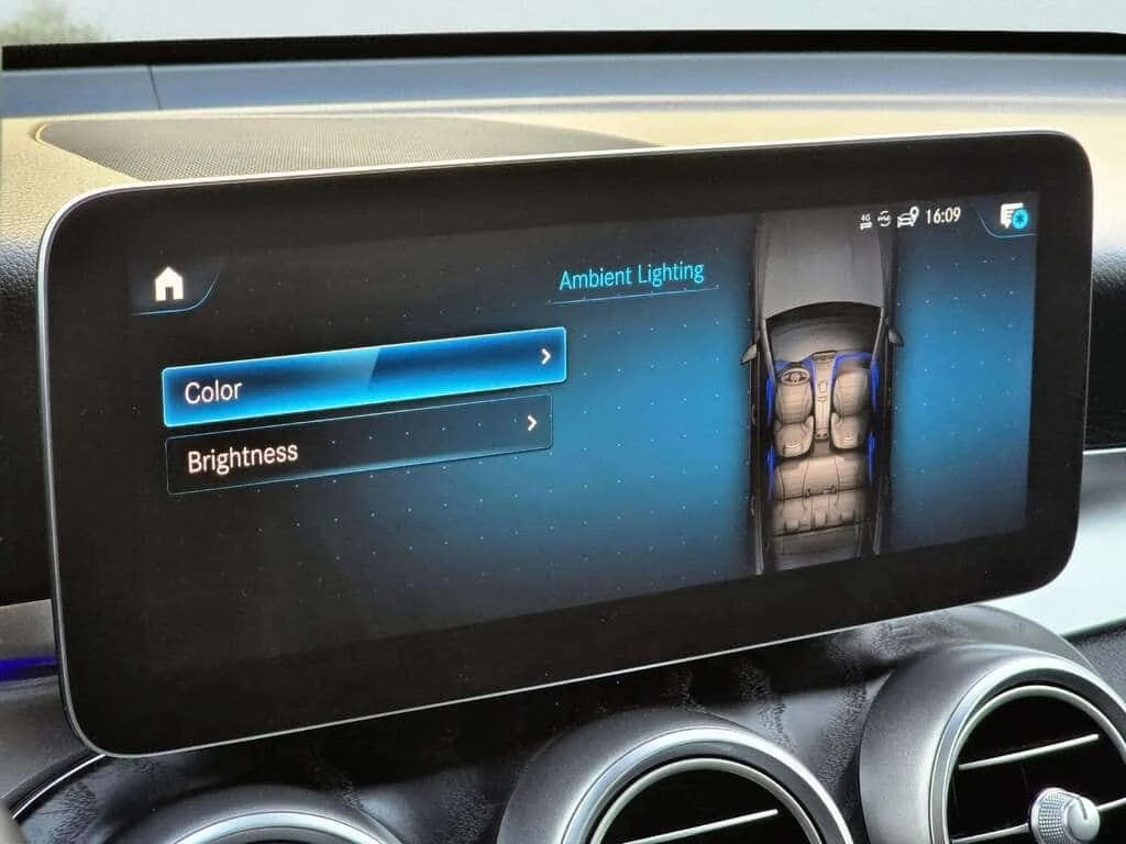 Mercedes-Benz GLC * 300 | No Accidents! * CARFAX * ���� �� �� | Mobile.bg � ����������� 11