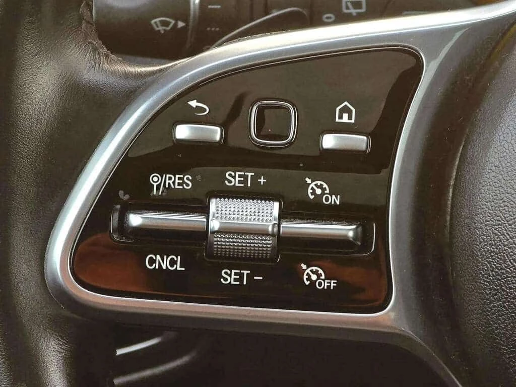 Mercedes-Benz GLC * 300 | No Accidents! * CARFAX * ЦЕНА ДО БГ - изображение 7