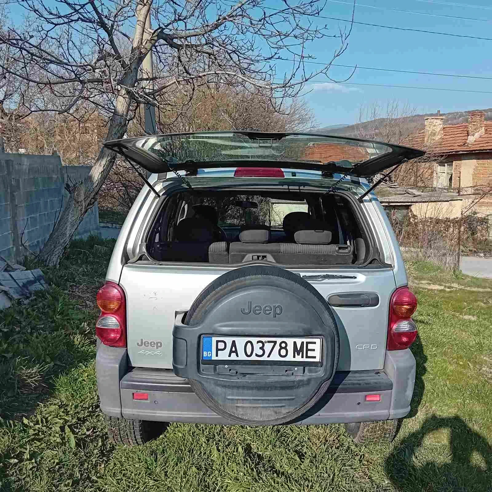 Jeep Cherokee, снимка 3 - Автомобили и джипове - 53847247