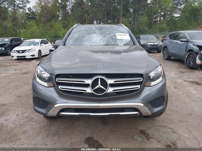 Mercedes-Benz GLC 300 2.0l, снимка 13 - Автомобили и джипове - 54047283