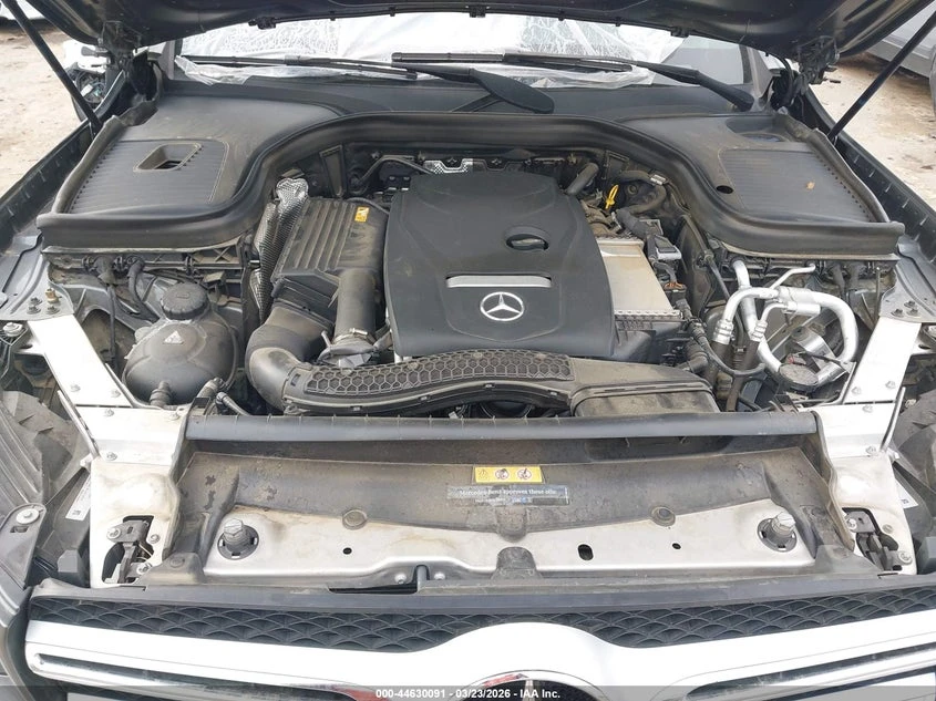 Mercedes-Benz GLC 300 2.0l, снимка 10 - Автомобили и джипове - 54047283