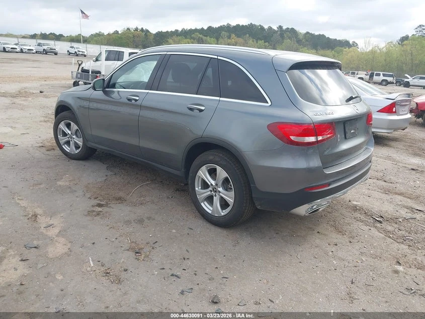 Mercedes-Benz GLC 300 2.0l, снимка 3 - Автомобили и джипове - 54047283