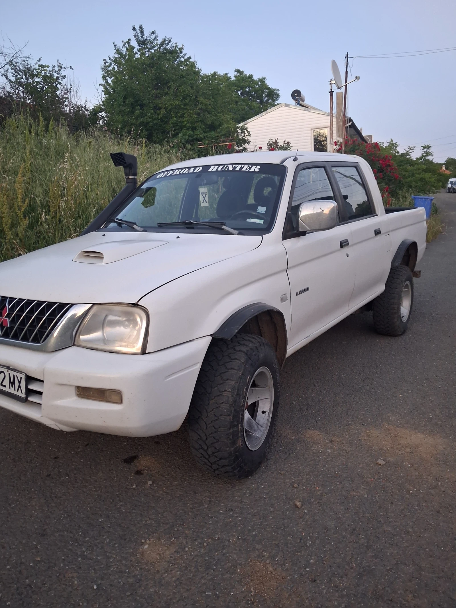 Mitsubishi L200, снимка 3 - Автомобили и джипове - 54693209