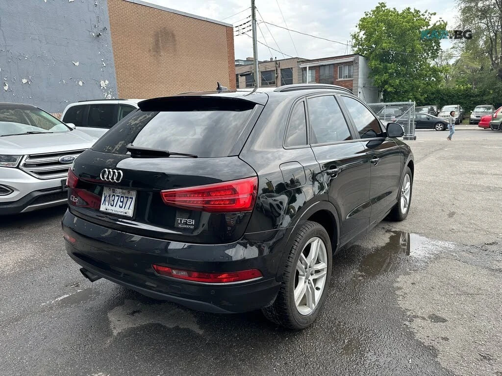 Audi Q3 quattro * Premium * АвтоКредит * (ЦЕНА ДО БГ), снимка 5 - Автомобили и джипове - 54918233
