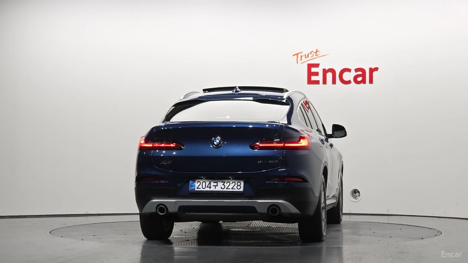 BMW X4 xDrive 20i xLine, снимка 4 - Автомобили и джипове - 55467897