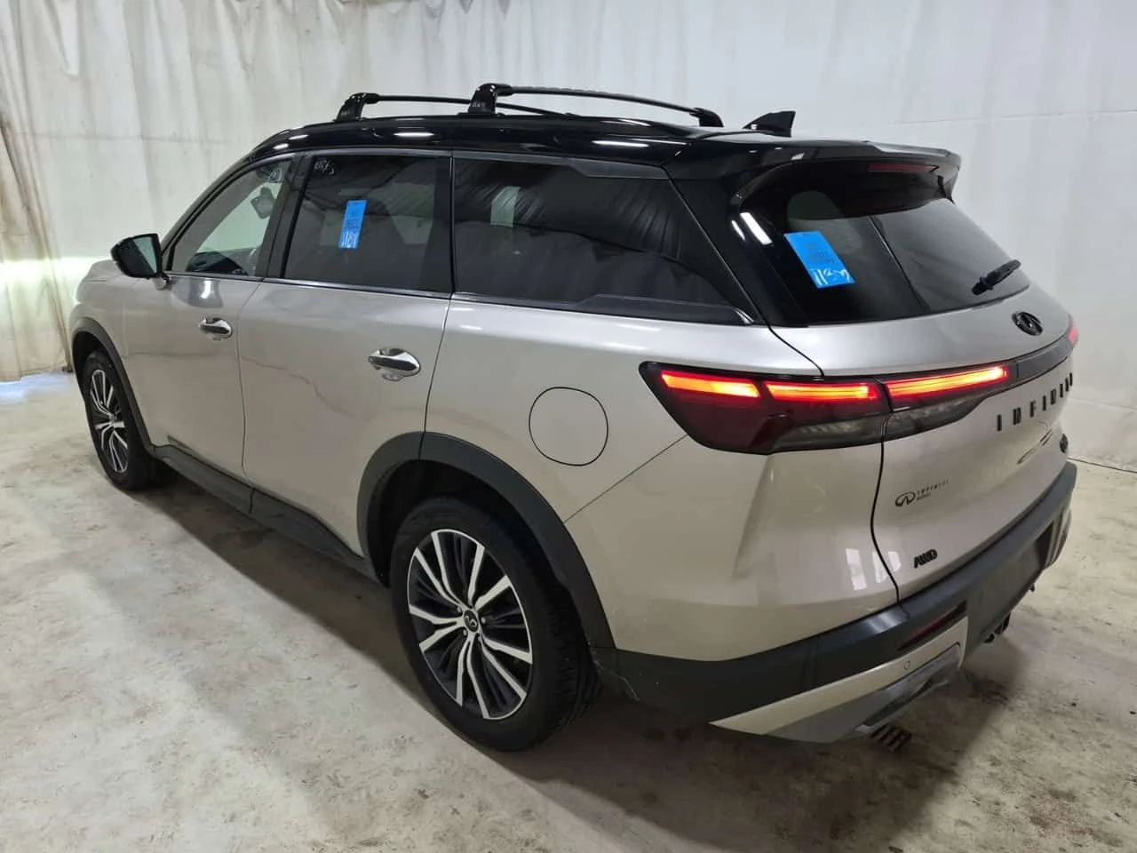 Infiniti QX60 * AUTOGRAPH * АВТОКРЕДИТ БЕЗ ПЪРВОНАЧАЛНА ВНОСКА* , снимка 4 - Автомобили и джипове - 55562061