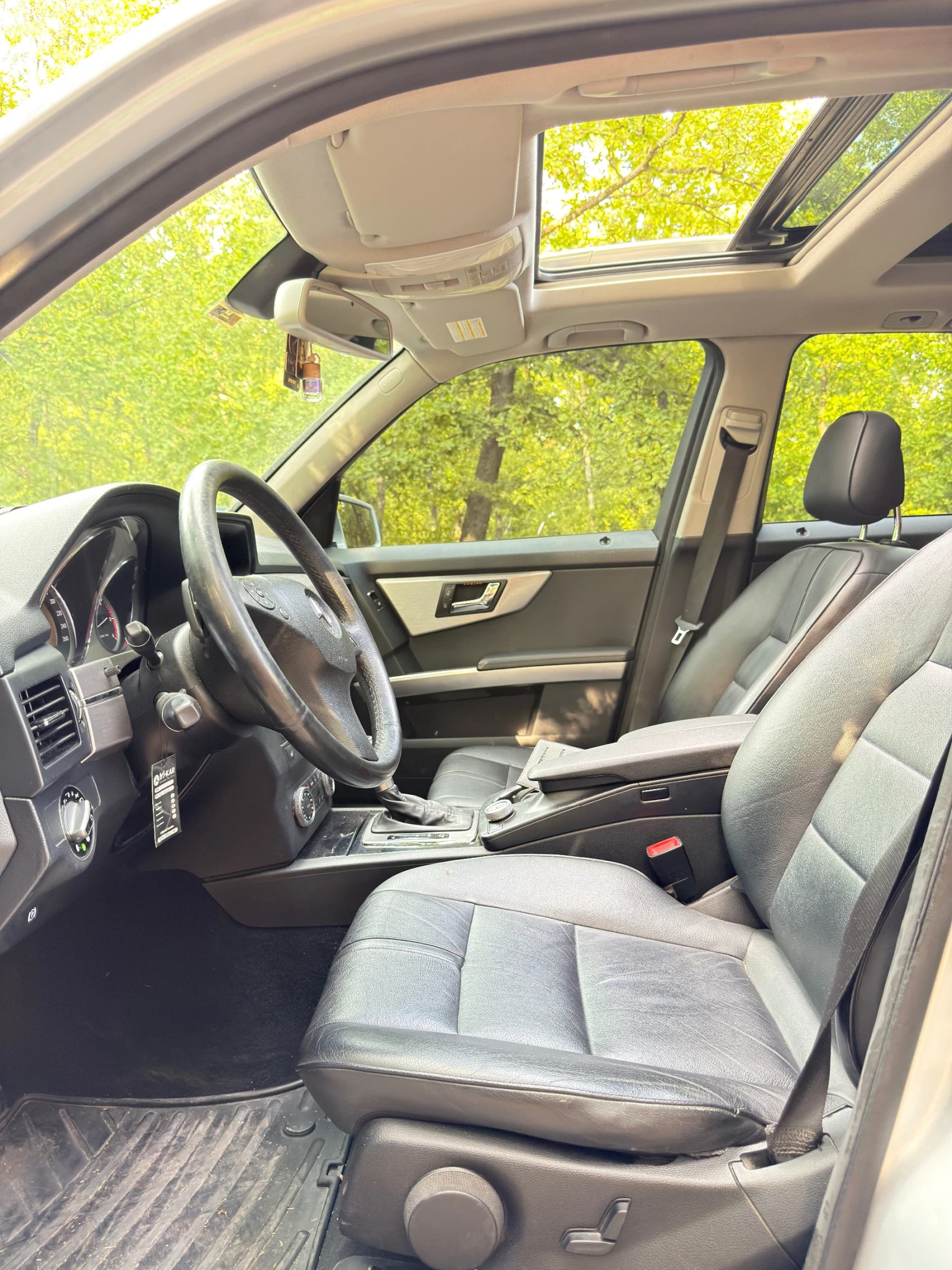 Mercedes-Benz GLK 320 V6 ПАНОРАМА, подгрев, снимка 9 - Автомобили и джипове - 55794041
