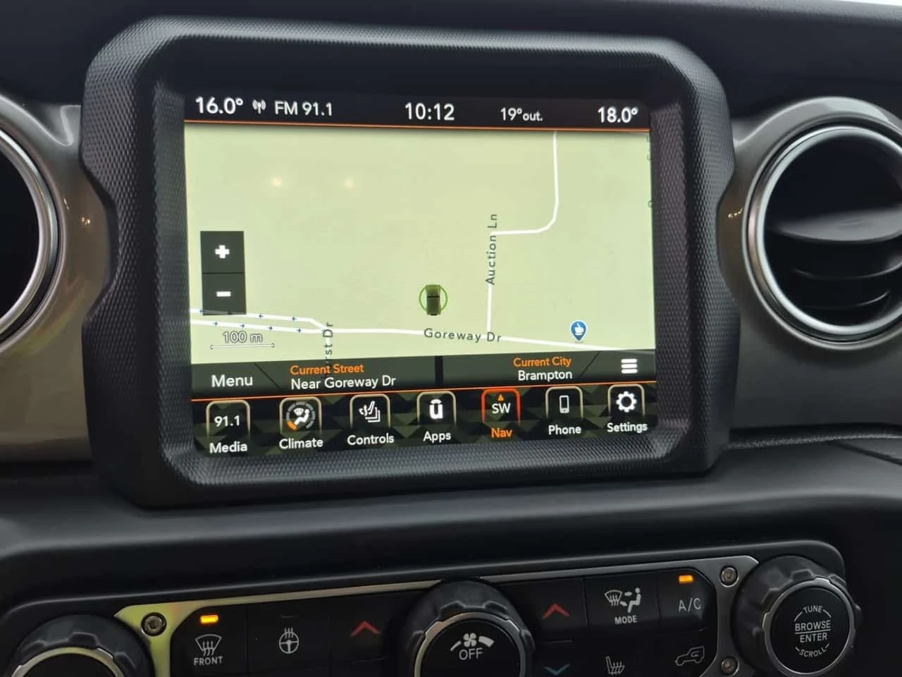 Jeep Wrangler * SAHARA * CARFAX * ПОДГРЕВ * , снимка 12 - Автомобили и джипове - 56162121